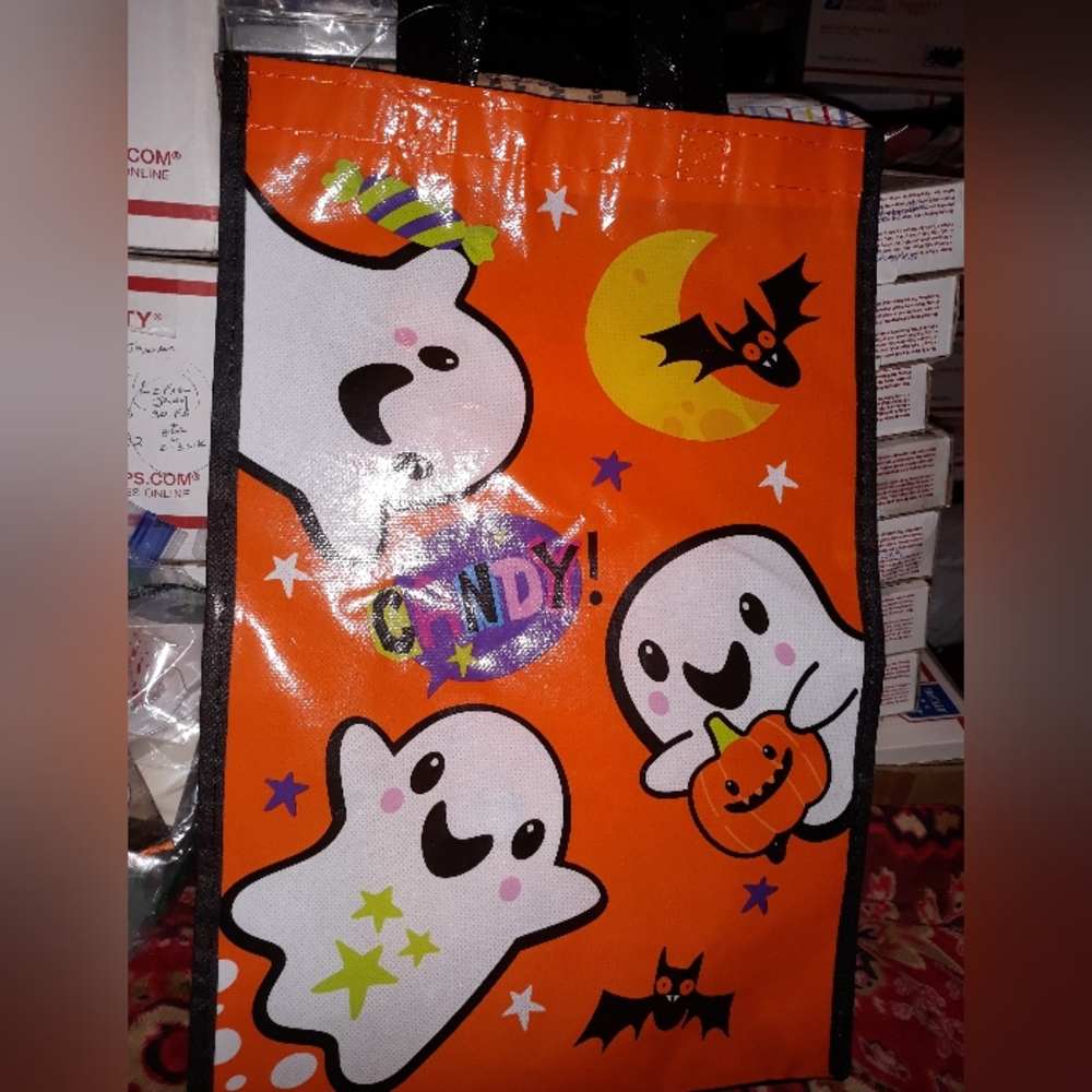 Cute Ghosts Tote Bag Smiling Happy Spirits 11"x6" NEW NWT